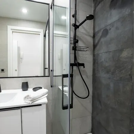 La Malagueta By Sharingco - Estudios Y Premium En Muelle Uno Apartman Málaga
