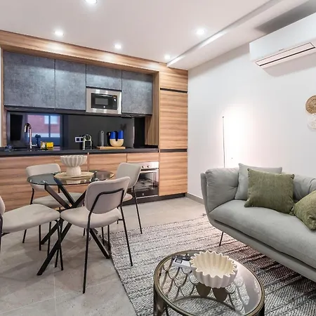 La Malagueta By Sharingco - Estudios Y Premium En Muelle Uno Apartman *