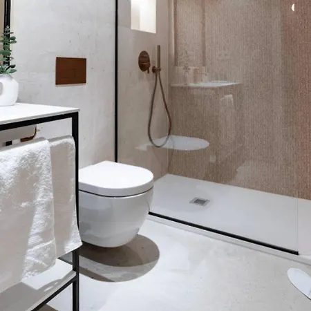 La Malagueta By Sharingco - Estudios Y Premium En Muelle Uno Apartman Málaga