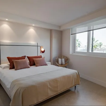 Apartman La Malagueta By Sharingco - Estudios Y Premium En Muelle Uno Málaga